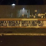 Omofobia, nuovi striscioni nelle scuole di Roma - Thumbnail