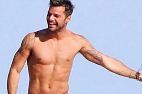 “Ricky Martin è morto”: il cantante risponde dal "paradiso" - ricky martin instagram 1 - Gay.it