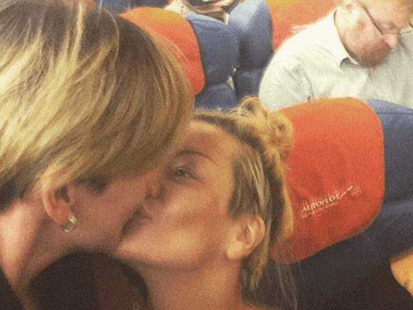 Il senatore russo vuole far chiudere il club della coppia lesbica