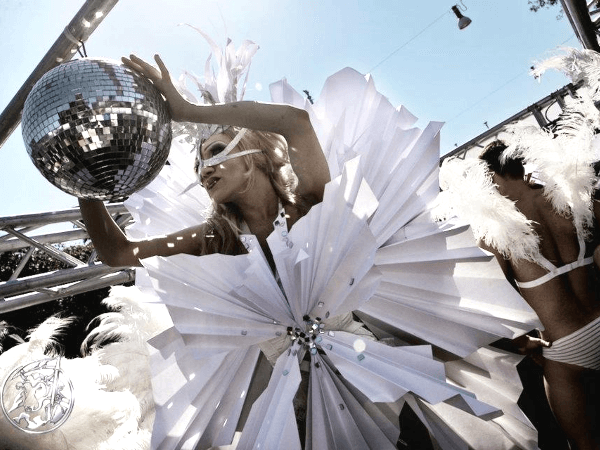 La Diamond: “Incanto le notti a Muccassassina sognando l’abito bianco”