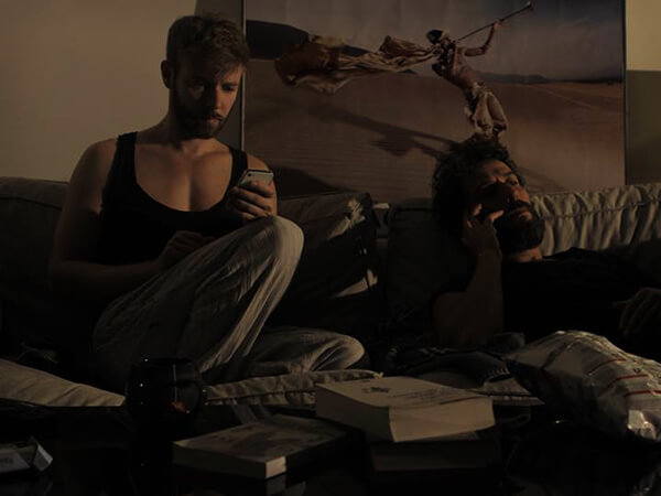 Estate: un corto gay italiano sulla celebre canzone di Bruno Martino