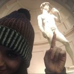L'incontro tra Katy Perry e i monumenti italiani è... - Thumbnail