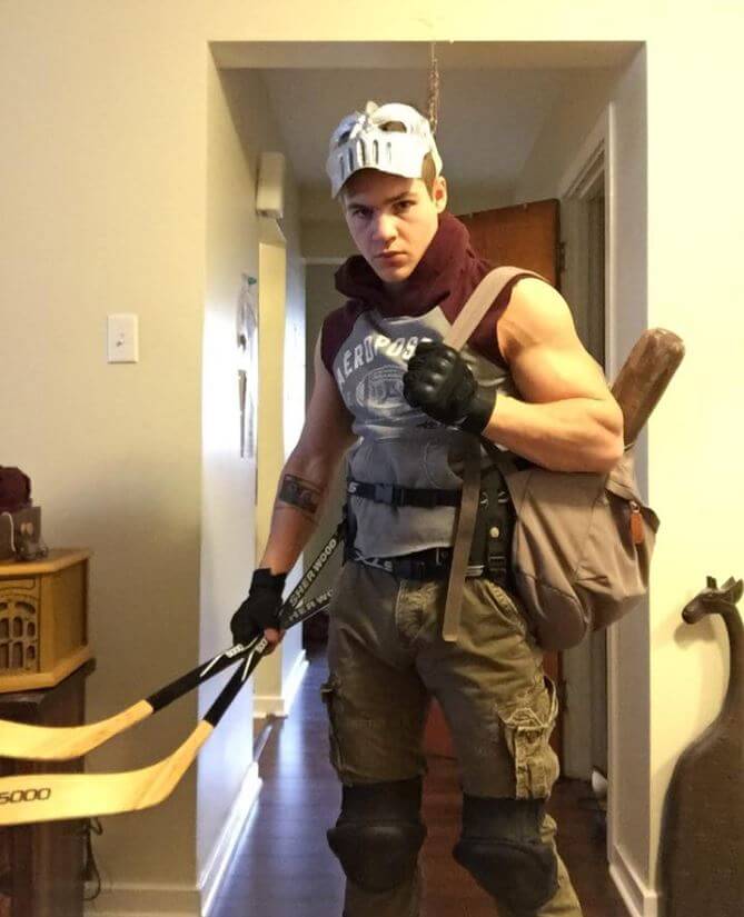 Amate il cosplay? Allora non potete perdervi questo ragazzo