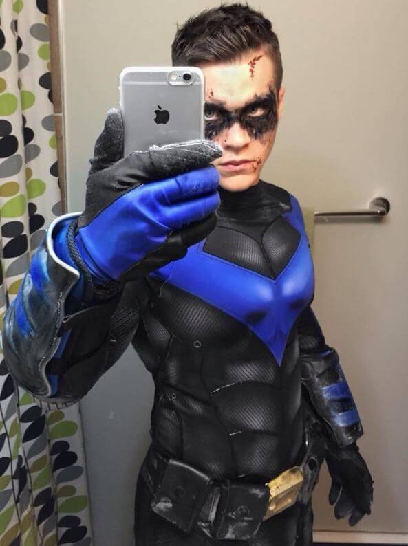 Amate il cosplay? Allora non potete perdervi questo ragazzo