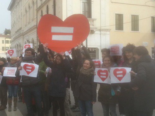 #LoStessoSì: tutte le foto dalle Piazzate d'Amore