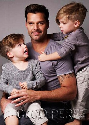 Ricky Martin e le domande difficili dei figli: "Ero nella tua pancia?"