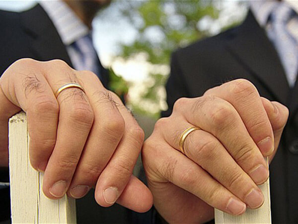 Unioni Civili: la Commissione Giustizia approva il ddl Cirinnà - gay marriage matrimonio unioni gen BS 1 - Gay.it