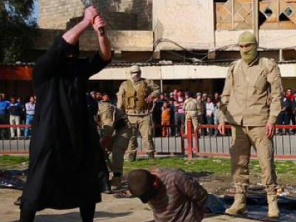 Arabia Saudita, cinque uomini decapitati perché omosessuali