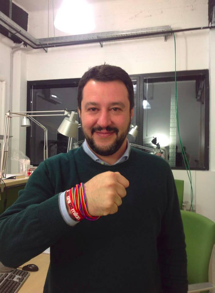 Salvini aderisce ad #Allacciamoli, ma è contro le famiglie rainbow
