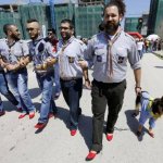 Uomini sui tacchi contro la violenza sulle donne. Accade a Beirut - Thumbnail