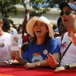 Cuba Pride: Mariela Castro apre il corteo e festeggia i matrimoni - Thumbnail