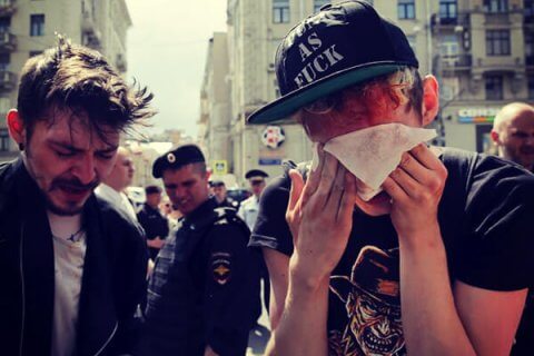 Scontri e arresti al Mosca Pride: le immagini di un finale annunciato - gay pride mosca 2015 russia BS - Gay.it