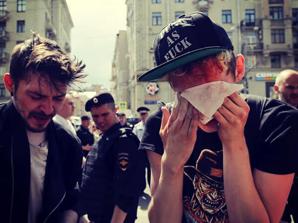 Scontri e arresti al Mosca Pride: le immagini di un finale annunciato - gay pride mosca 2015 russia BS - Gay.it