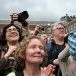Tutte le immagini della festa irlandese per il sì al matrimonio - Thumbnail