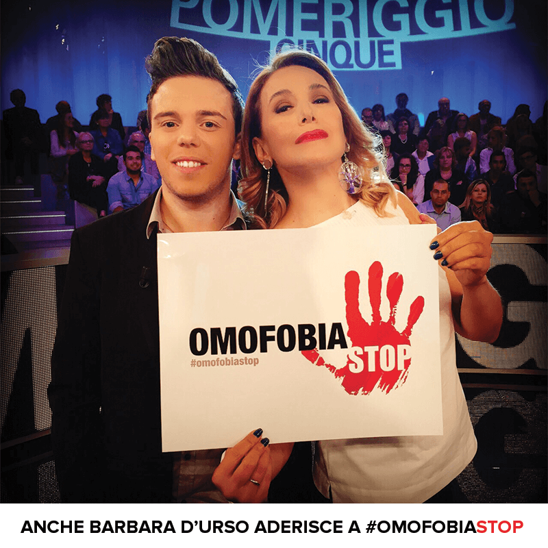 #OmofobiaStop: da Giancarlo Magalli a Laura Pausini. Tutte le adesioni