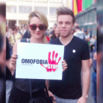 #OmofobiaStop: da Giancarlo Magalli a Laura Pausini. Tutte le adesioni - Thumbnail