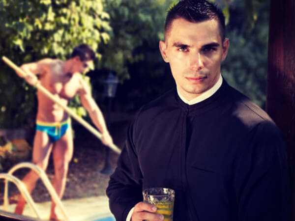 I Pride si avvicinano e arriva, puntuale, il Frocio Perbenista - Priest prete gay BS 1 - Gay.it