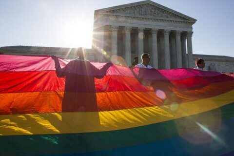La Corte Suprema: sì al matrimonio egualitario in tutti gli Usa - corte suprema si 1 - Gay.it