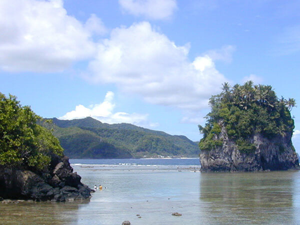 Isola di Guam: gay e lesbiche chiedono le prime licenze di matrimonio