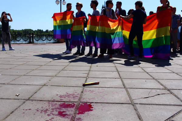 Kiev, il Pride sfila nonostante le aggressioni dei neonazisti - FOTO