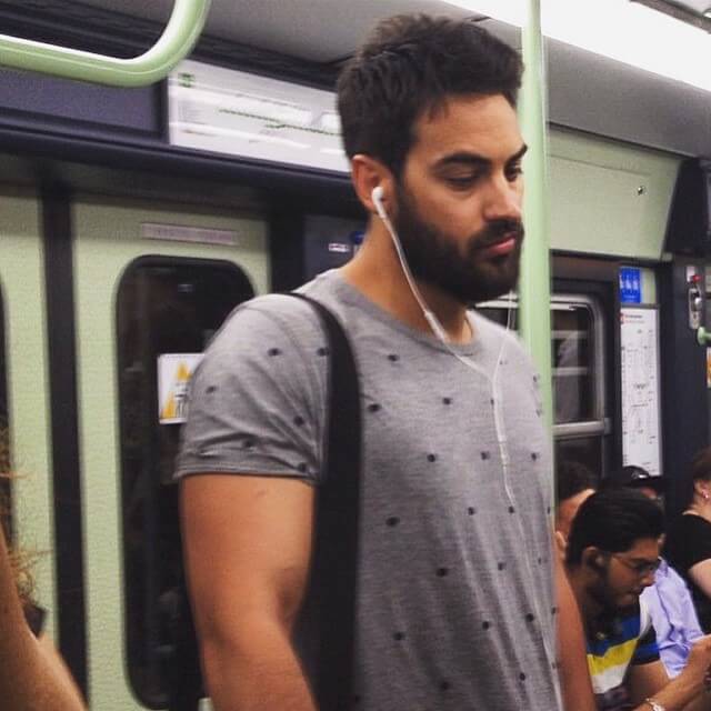 I boni della metro di Milano in un account Instagram tutto da scoprire