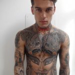 I modelli più boni di Milano Moda Uomo (e i loro contatti social) - Thumbnail