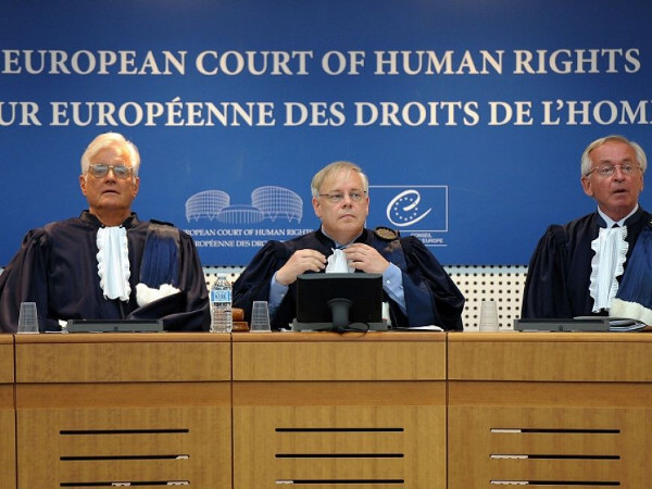 Condannati dalla Corte dei Diritti dell'Uomo: "Riconoscete coppie gay" - corte strasburgo 1 - Gay.it
