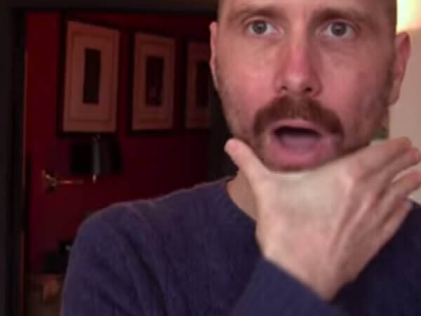 “Ho la voce da gay?” Il documentario – VIDEO