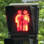 Amburgo: arrivano i "semafori rainbow", simbolo di tolleranza - Thumbnail