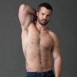 Indovinate chi è l'uomo più sexy del mondo? - Thumbnail