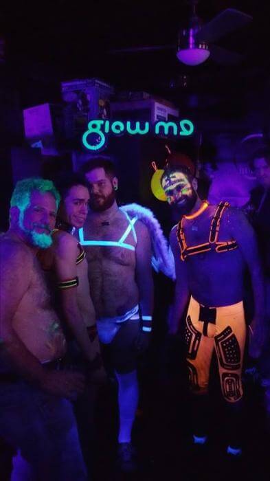 Glow Me: il fluo underwear party, la gallery