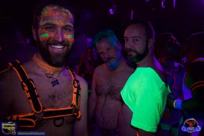 Glow Me: il fluo underwear party, la gallery