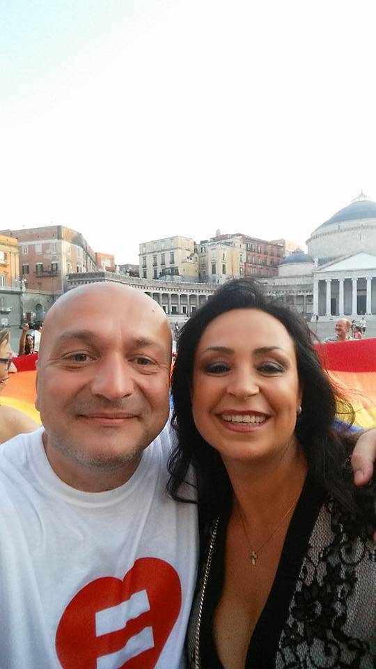 L'Onda Pride passa da Napoli e lascia una gioiosa scia rainbow - FOTO