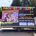 Non solo Mika: imbrattati i manifesti di una serata friendly a Bibbona - Thumbnail