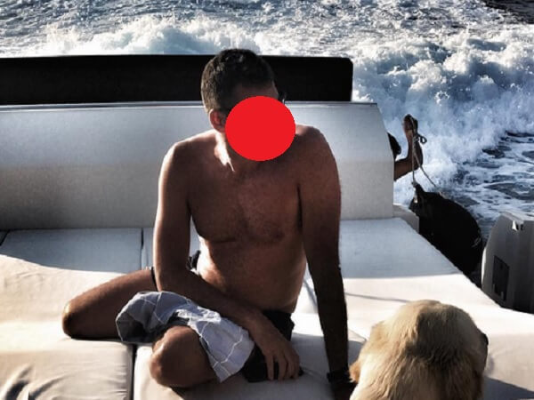 Ferzan Ozpetek mostra su Instagram il volto del compagno Simone