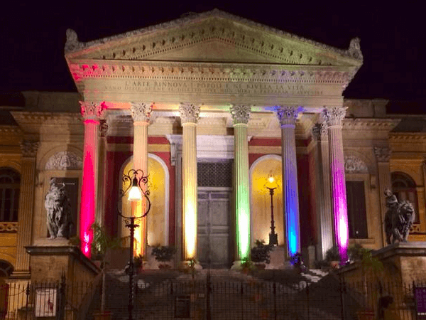 Teatro Massimo di Palermo: sì a congedo matrimoniale per coppie gay - teatro massimo rainbow 1 - Gay.it