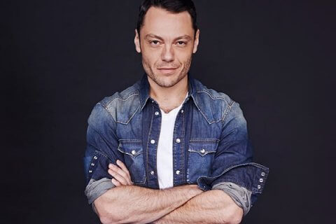 Tiziano Ferro single e a caccia di "orsi"! - xfactor - Gay.it