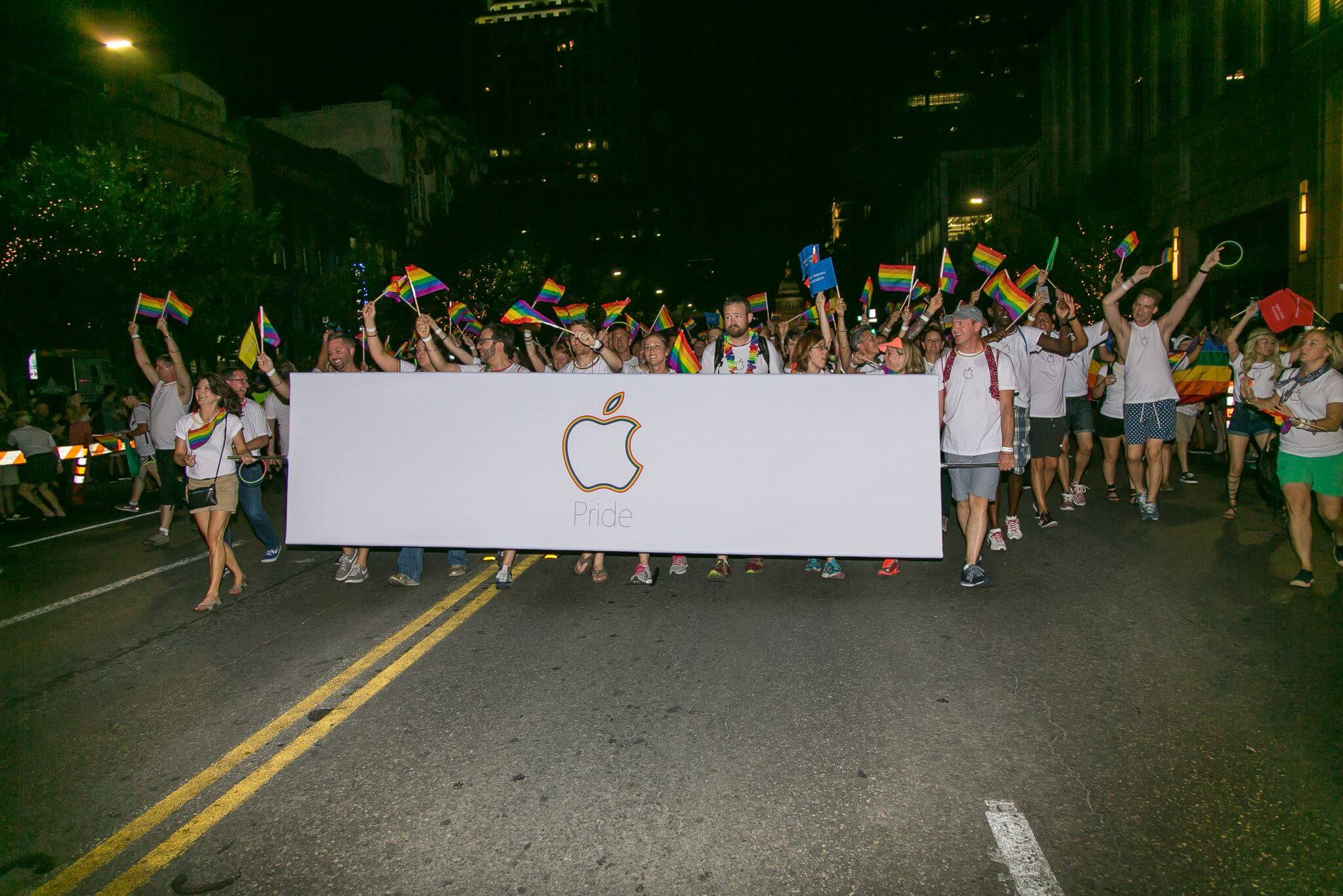 Austin Pride: le foto più belle dalla marcia dell'orgoglio Lgbt texano