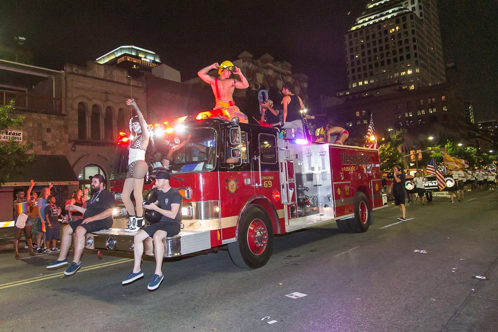 Austin Pride: le foto più belle dalla marcia dell'orgoglio Lgbt texano