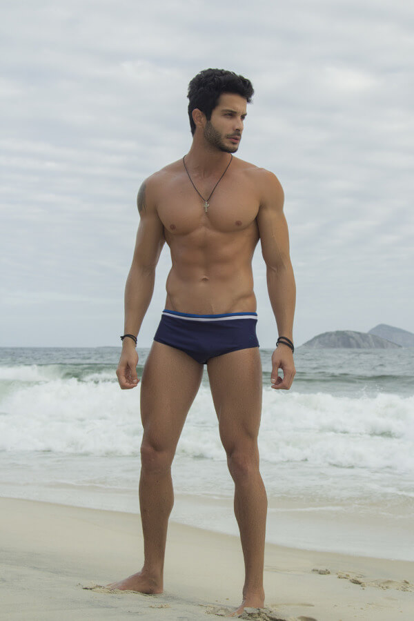 Lo splendido Gabriel Maciel  in una splendida Rio