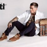 Stephen James e Irina Shayk super sexy nella campagna fall/winter XTI - Thumbnail