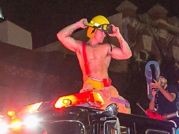 Austin Pride: le foto più belle dalla marcia dell'orgoglio Lgbt texano - austinpridecover - Gay.it