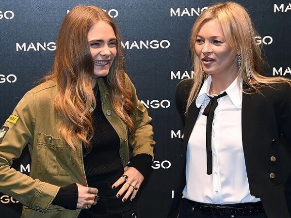 Cara Delevingne e Kate Moss a Milano: il delirio della folla – VIDEO