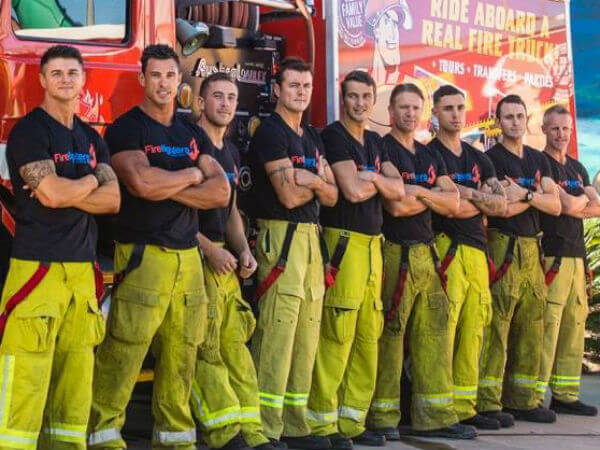 Ecco un valido motivo per chiamare i pompieri - firefighters australia base - Gay.it