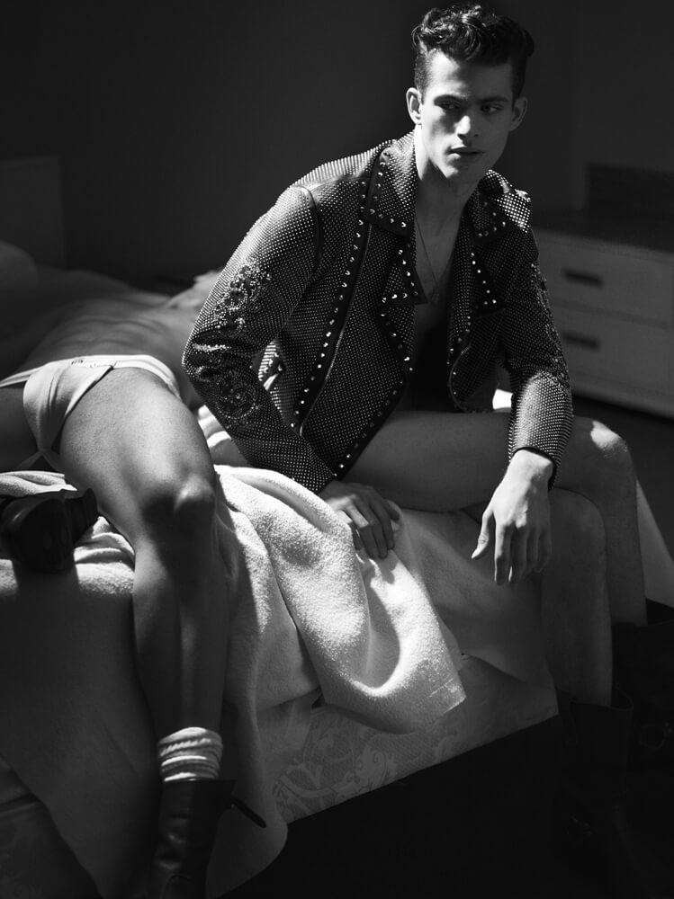 La carica erotica degli escort su Interview