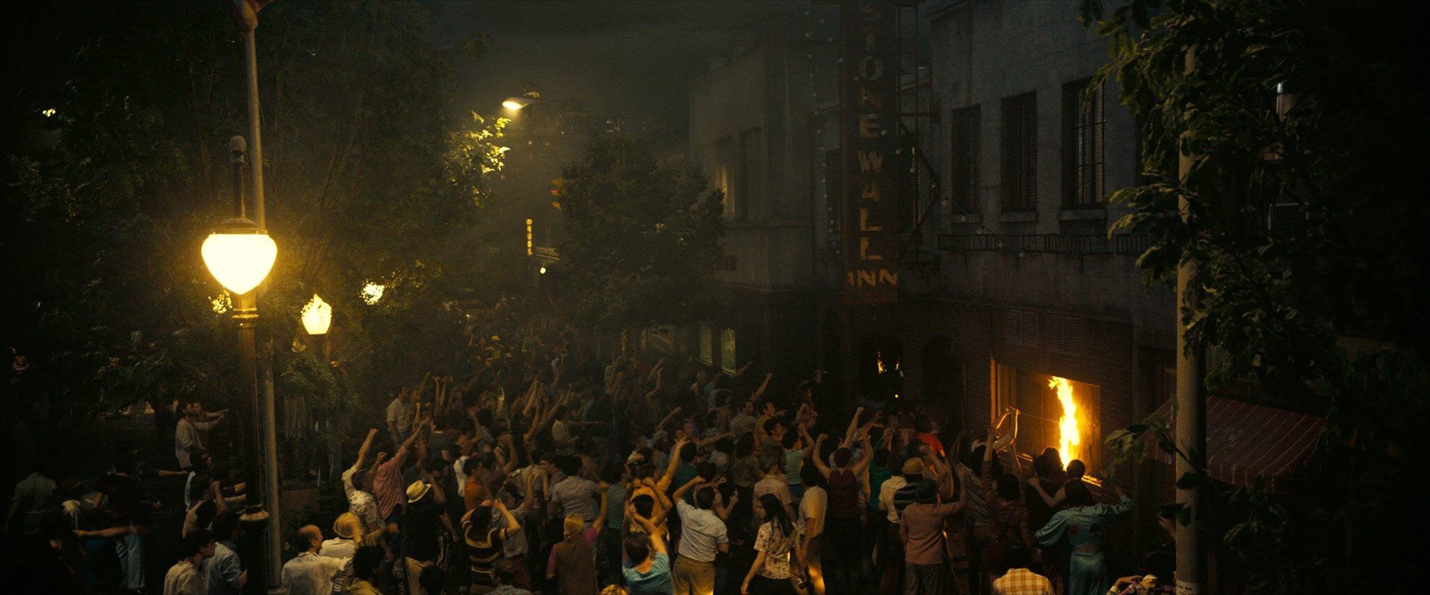 Esce negli Usa il controverso Stonewall di Emmerich