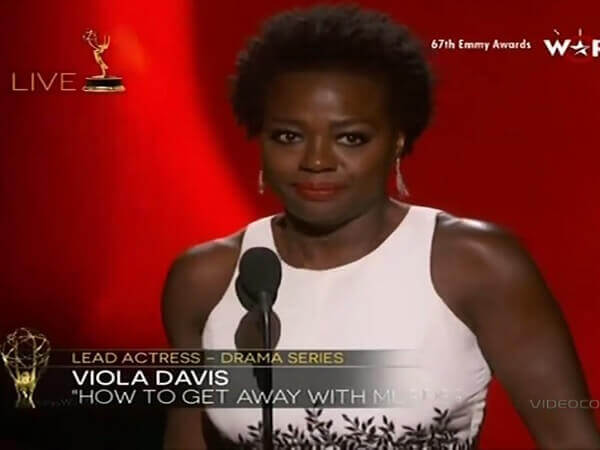 Viola Davis è la prima donna afroamericana a vincere un Emmy – VIDEO