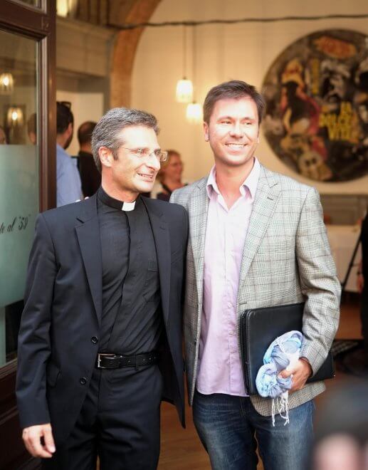 Il primo coming out in Vaticano: ecco a voi la coppia