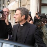 Il primo coming out in Vaticano: ecco a voi la coppia - Thumbnail
