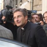 Il primo coming out in Vaticano: ecco a voi la coppia - Thumbnail